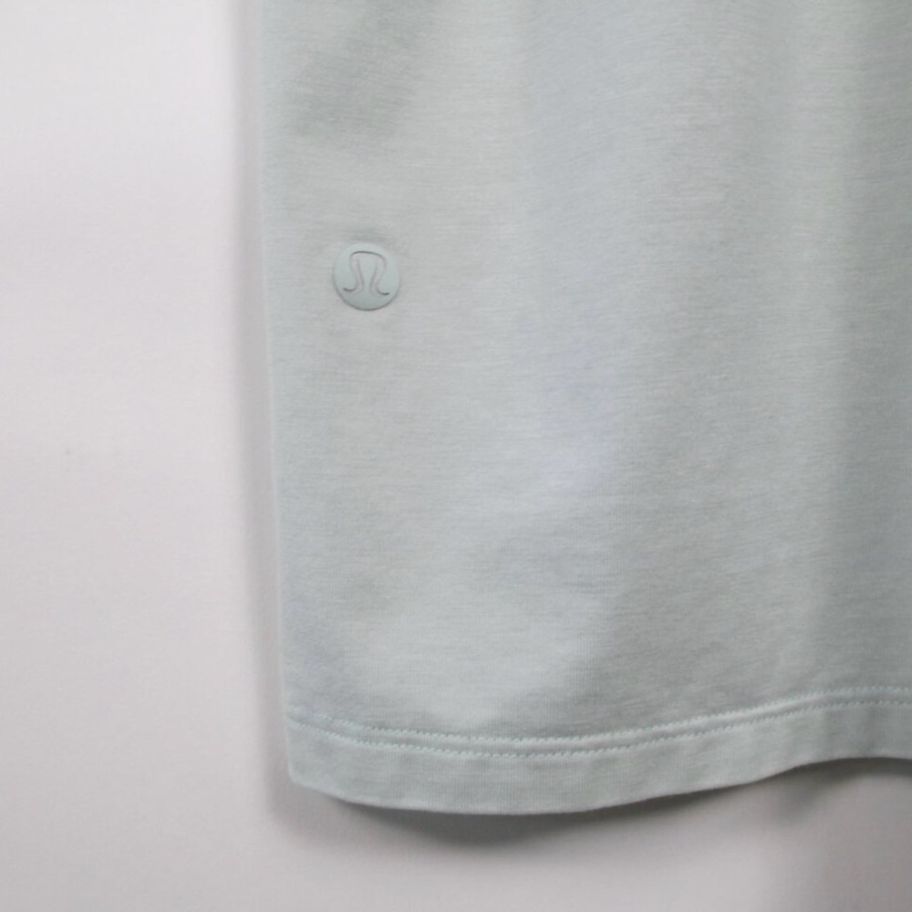 MEN'S LULULEMON CLASSIC FIT TEE - Picture 7 of 10